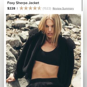 ALO Yoga Foxy Sherpa Jacket in Black